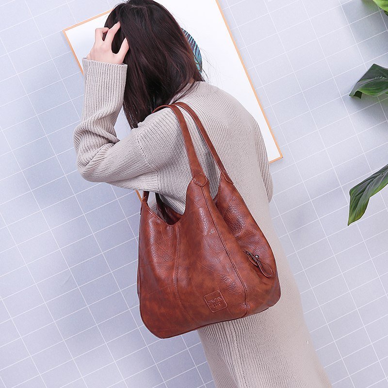 Womens Hand bags - Image 5