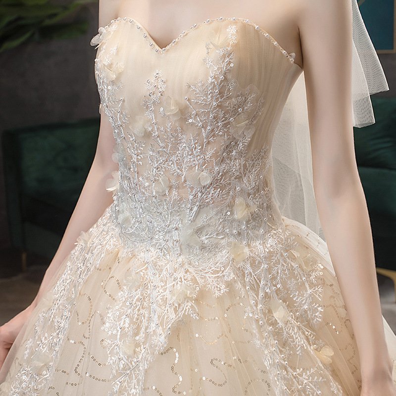 Going out Sasen light wedding dress - Image 7