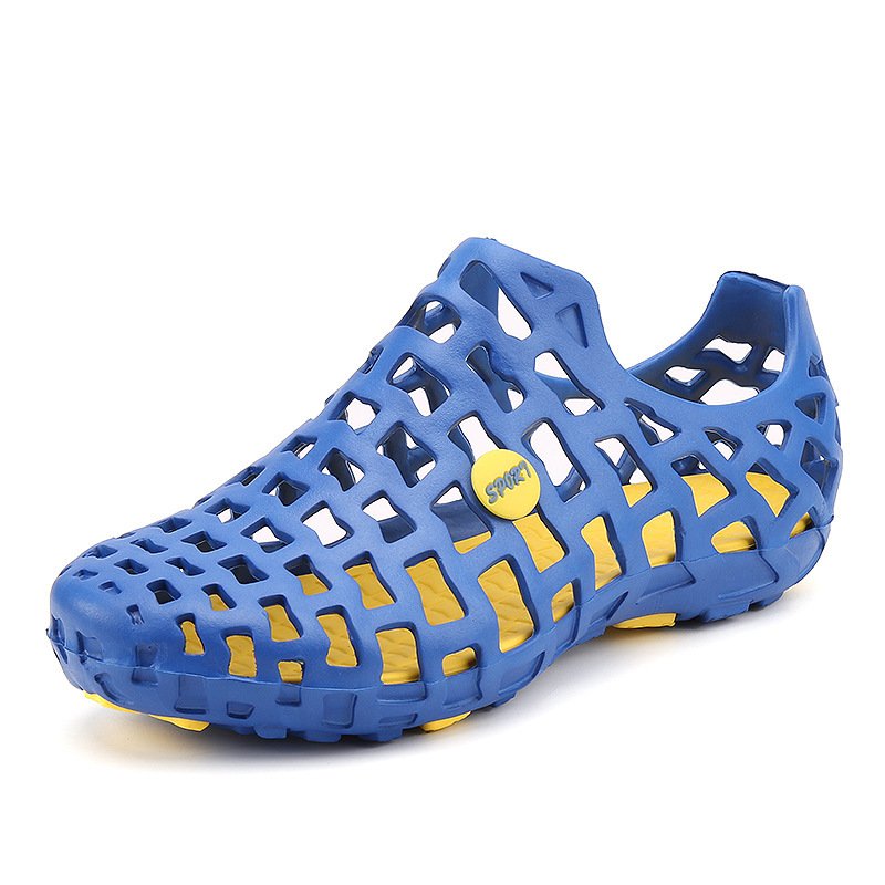 Women’s beach footwear